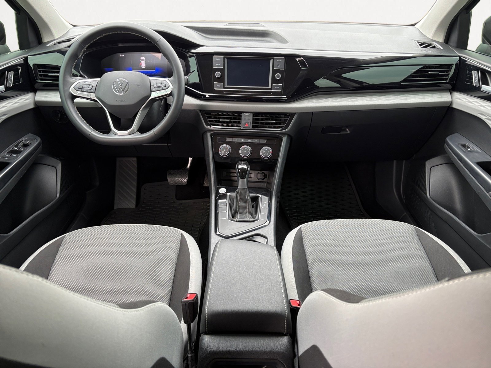 Certified 2024 Volkswagen Taos S w/ MDO Package image 3