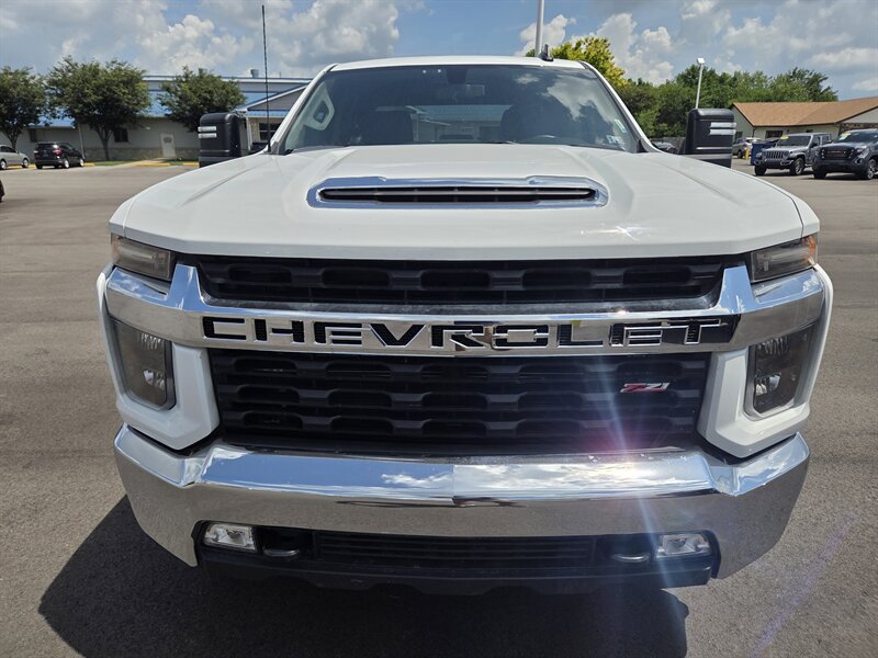 Used 2023 Chevrolet Silverado 2500 LT w/ Convenience Package AWD/4WD image 8