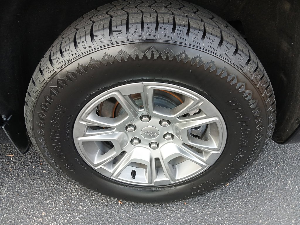 Used 2024 Jeep Wagoneer L Base image 16