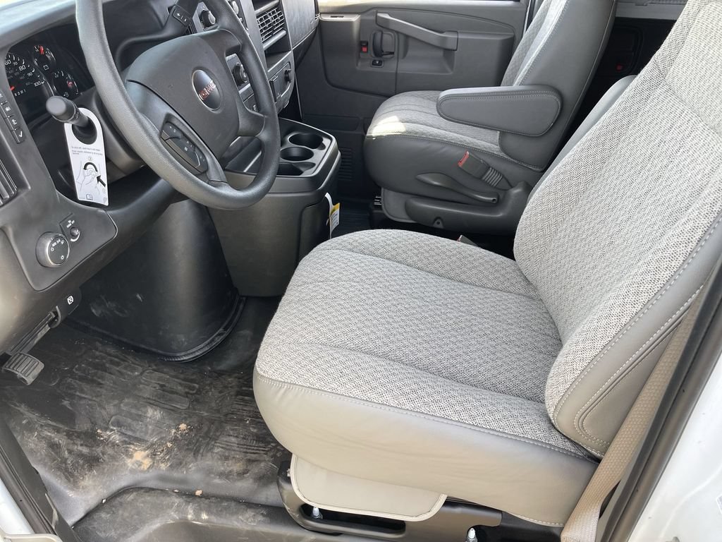 New 2025 GMC Savana 2500 Extended w/ Driver Convenience Package RWD image 20