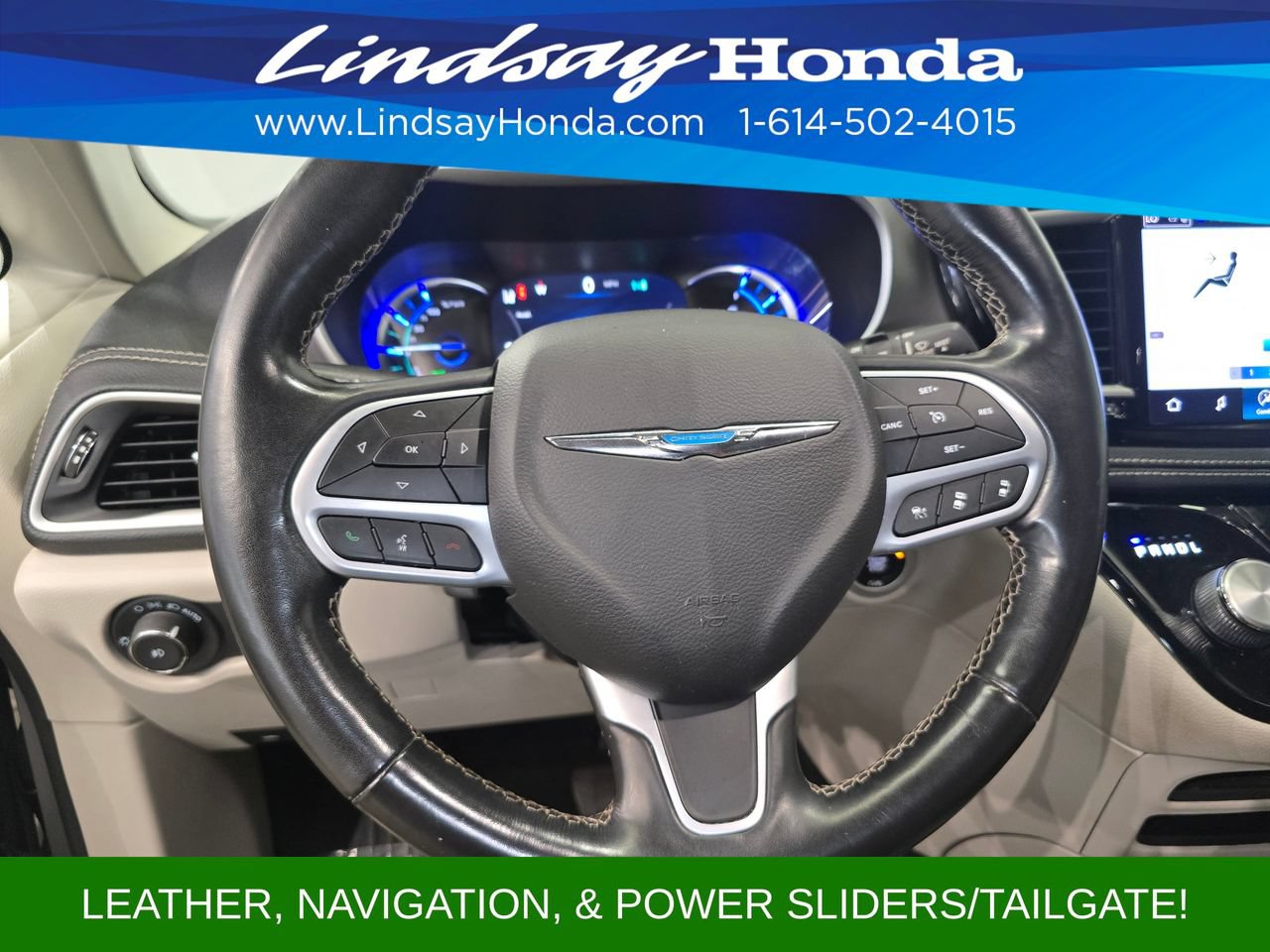 Used 2021 Chrysler Pacifica Touring-L FWD image 16