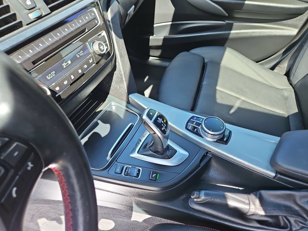 Used 2018 BMW 330i Sedan RWD image 25