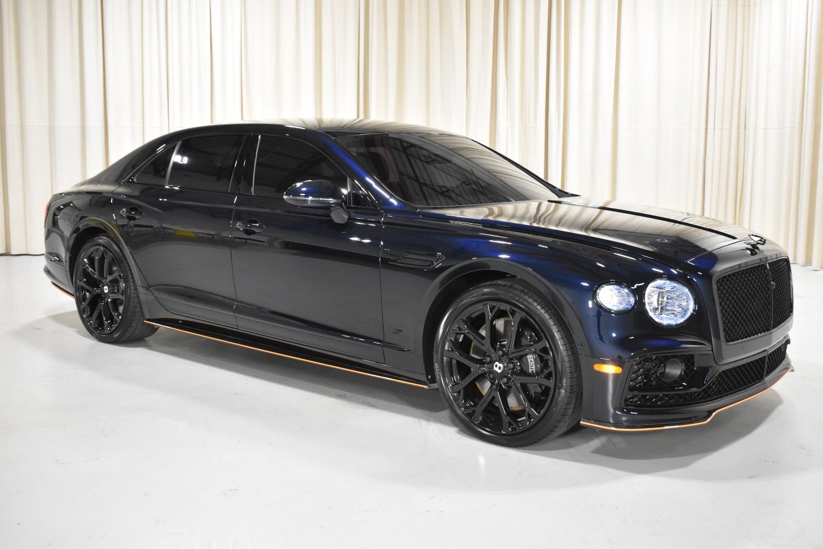 Certified 2024 Bentley Flying Spur S V8 AWD/4WD image 8