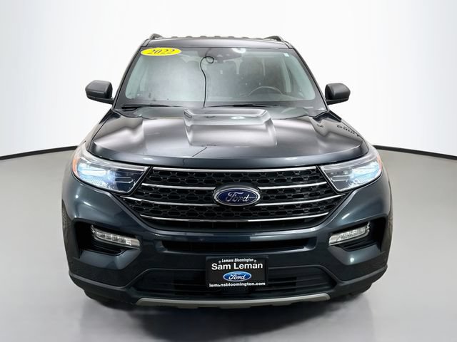 Used 2022 Ford Explorer XLT w/ Equipment Group 202A RWD image 2