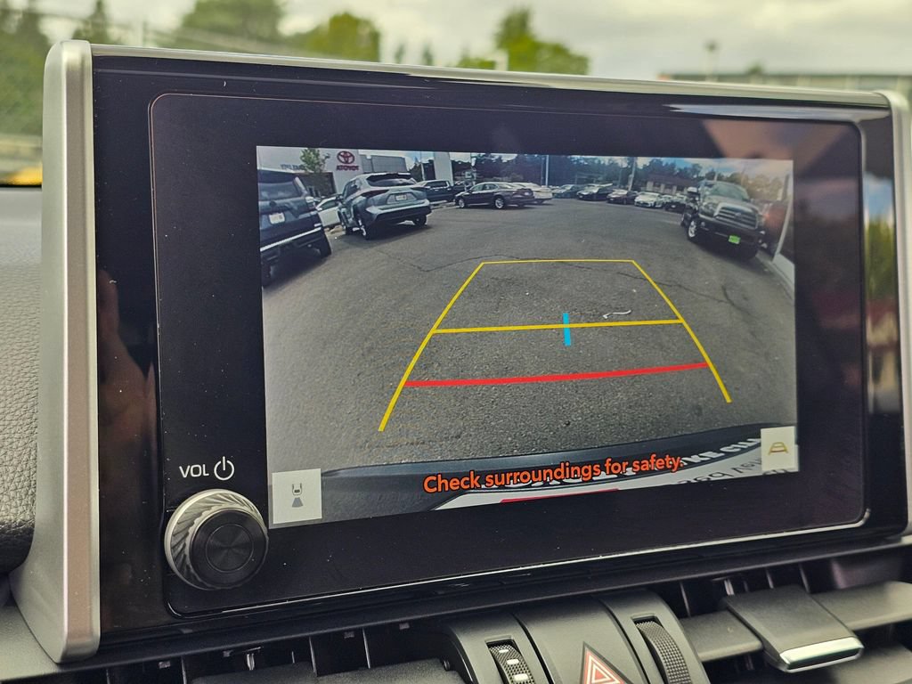 Certified 2023 Toyota RAV4 XLE Premium AWD/4WD image 29