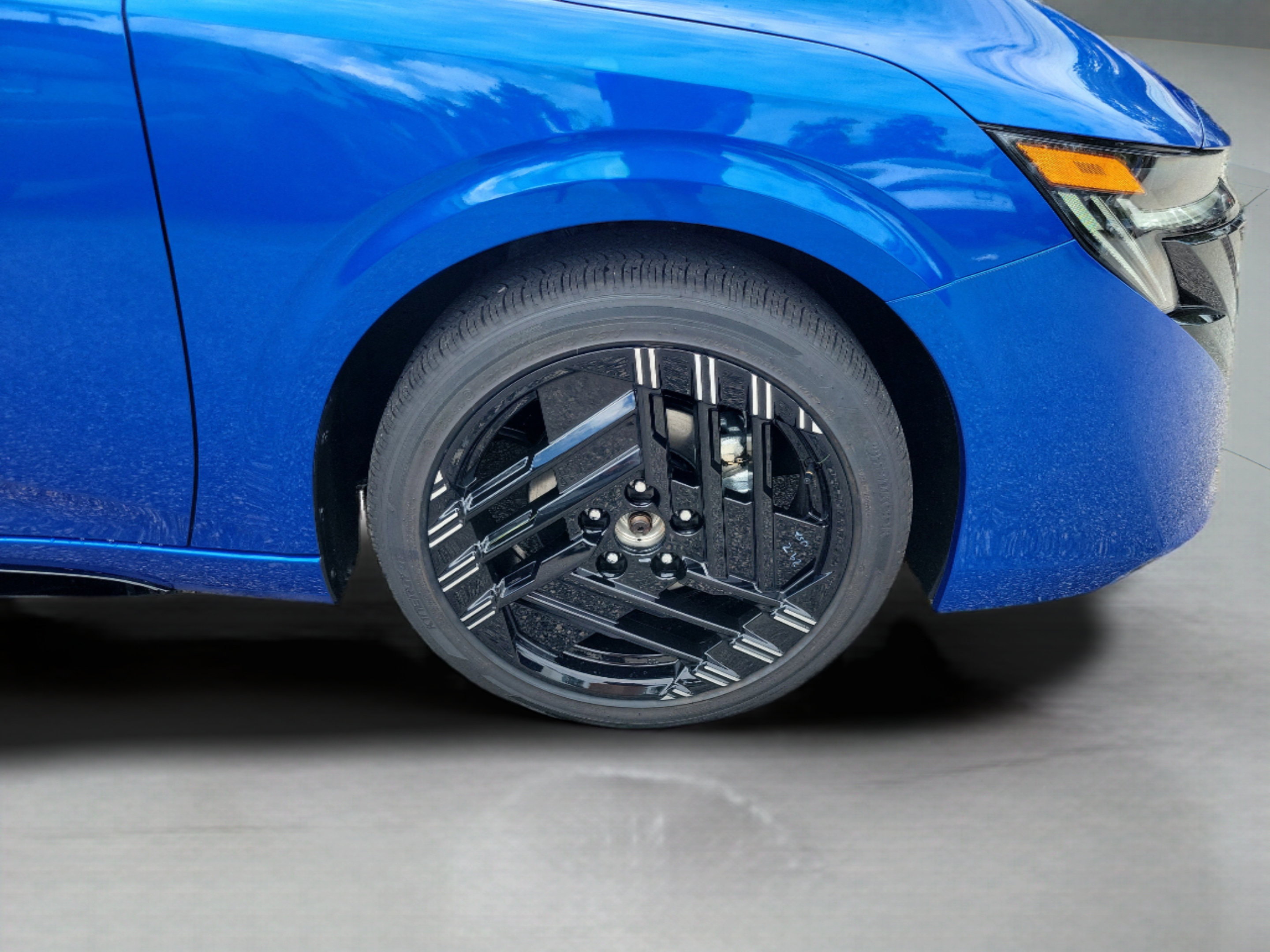 New 2027 Nissan Sentra SR w/ Floor Mat Package FWD image 30