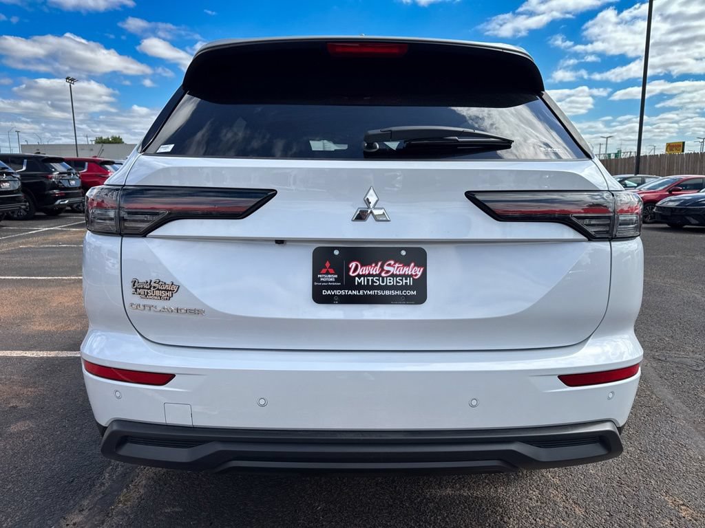 New 2026 Mitsubishi Outlander ES AWD/4WD image 5