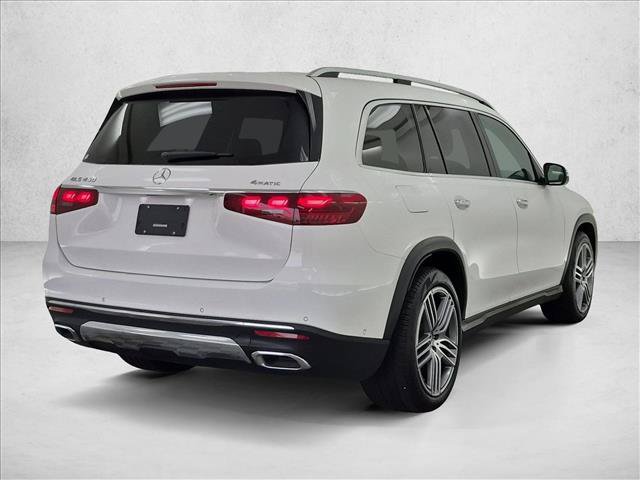 Used 2025 Mercedes-Benz GLS 450 4MATIC image 5