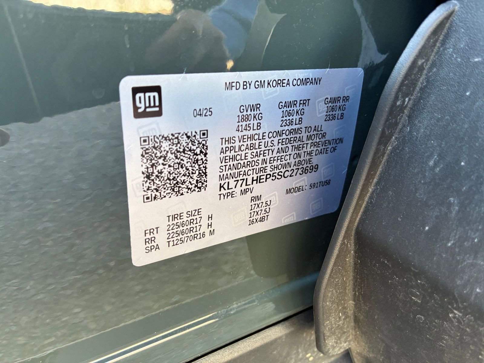 Used 2025 Chevrolet Trax LT w/ LT Convenience Package FWD image 28