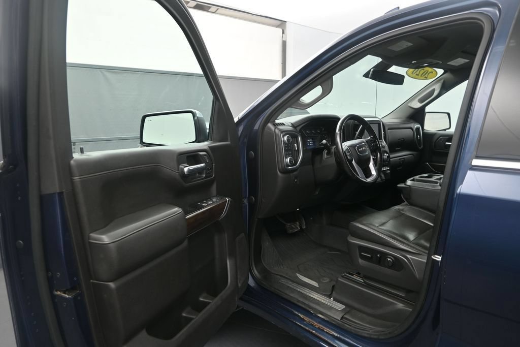 Used 2020 GMC Sierra 1500 SLT w/ Driver Alert Package I AWD/4WD image 12