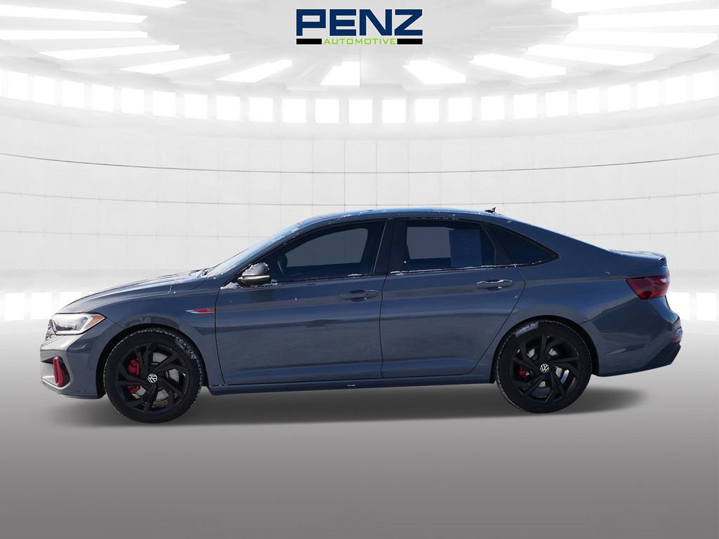 Used 2024 Volkswagen Jetta GLI Autobahn image 4