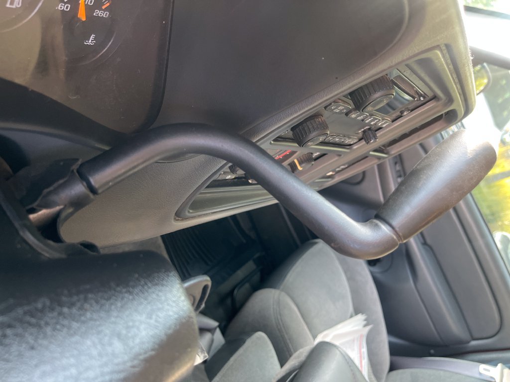 Used 2005 Chevrolet Silverado 2500 LS AWD/4WD image 26
