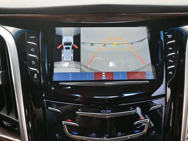 Used 2018 Cadillac Escalade ESV Premium Luxury image 21