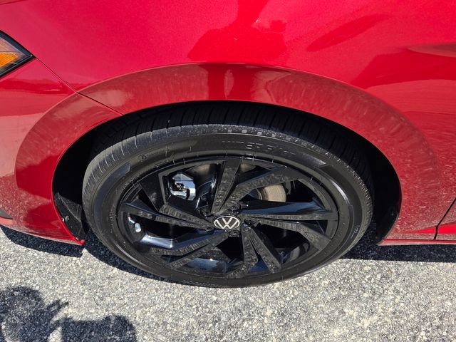 New 2026 Volkswagen Jetta SE FWD image 17