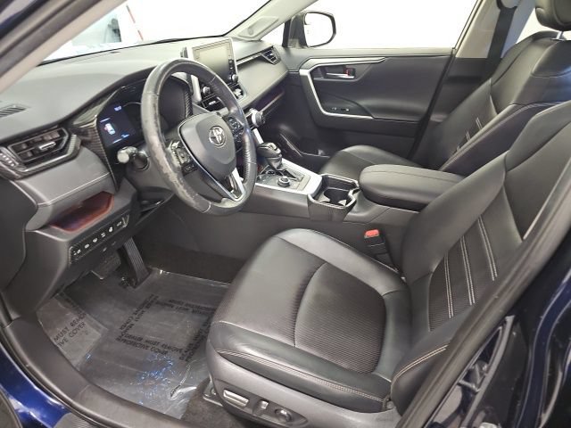 Used 2020 Toyota RAV4 Limited AWD/4WD image 14