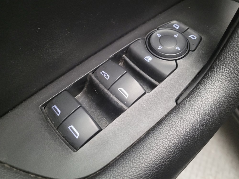 Used 2020 Chevrolet Blazer LT FWD image 27