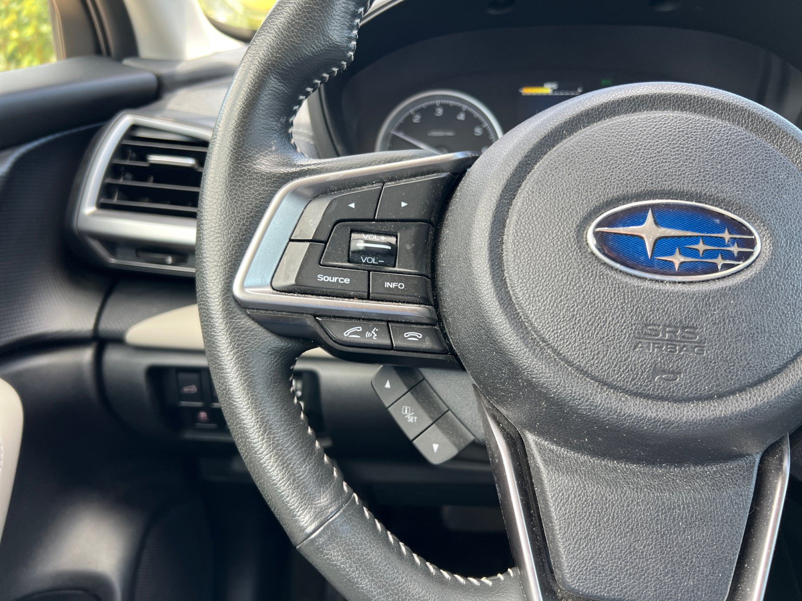 Used 2024 Subaru Forester Limited AWD/4WD image 29