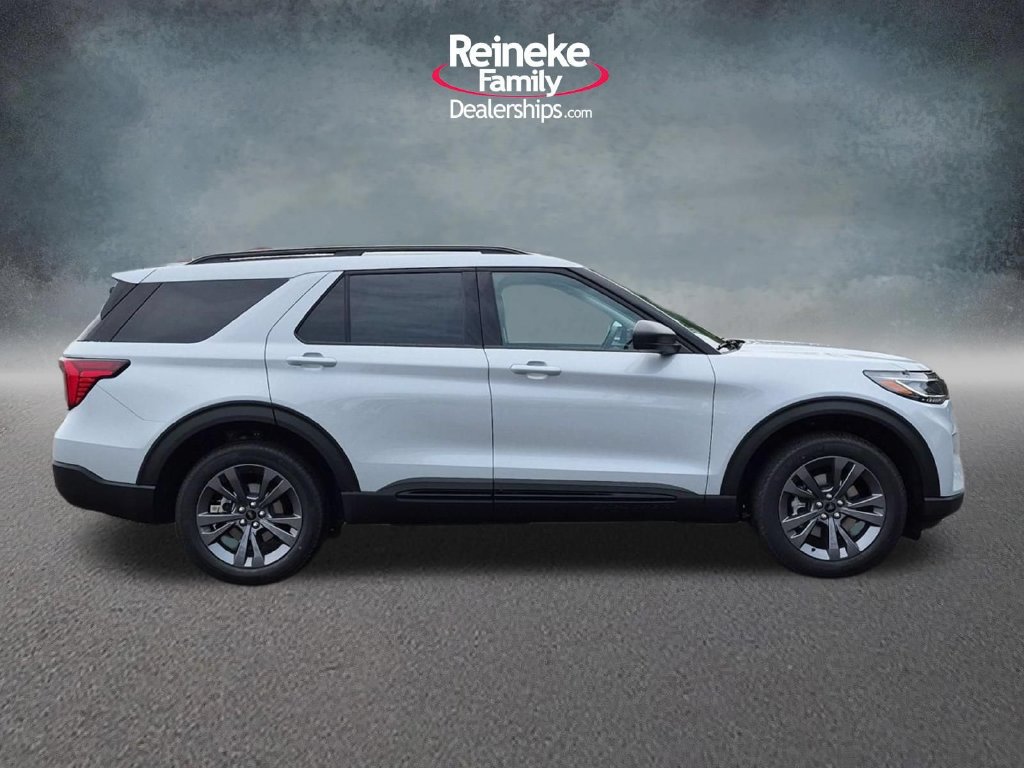 New 2026 Ford Explorer Active w/ Active Comfort Package AWD/4WD image 4