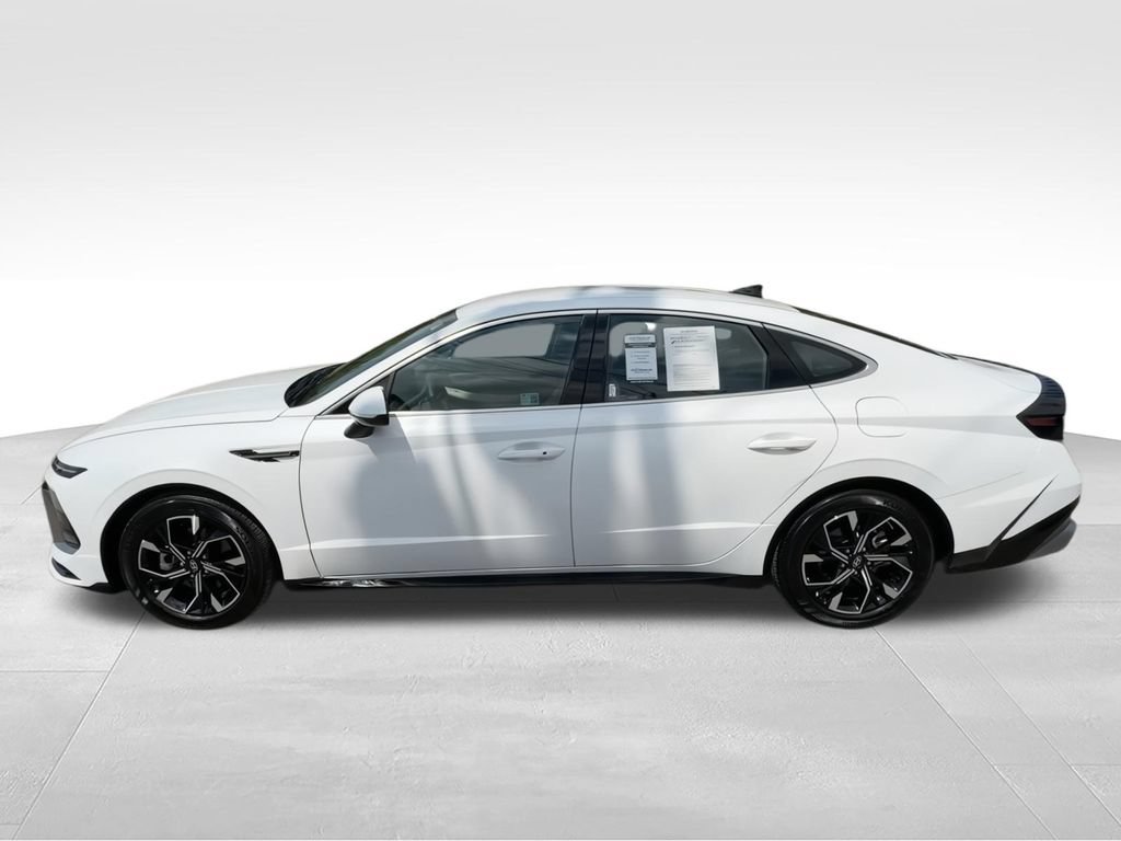 Used 2025 Hyundai Sonata SEL FWD image 5