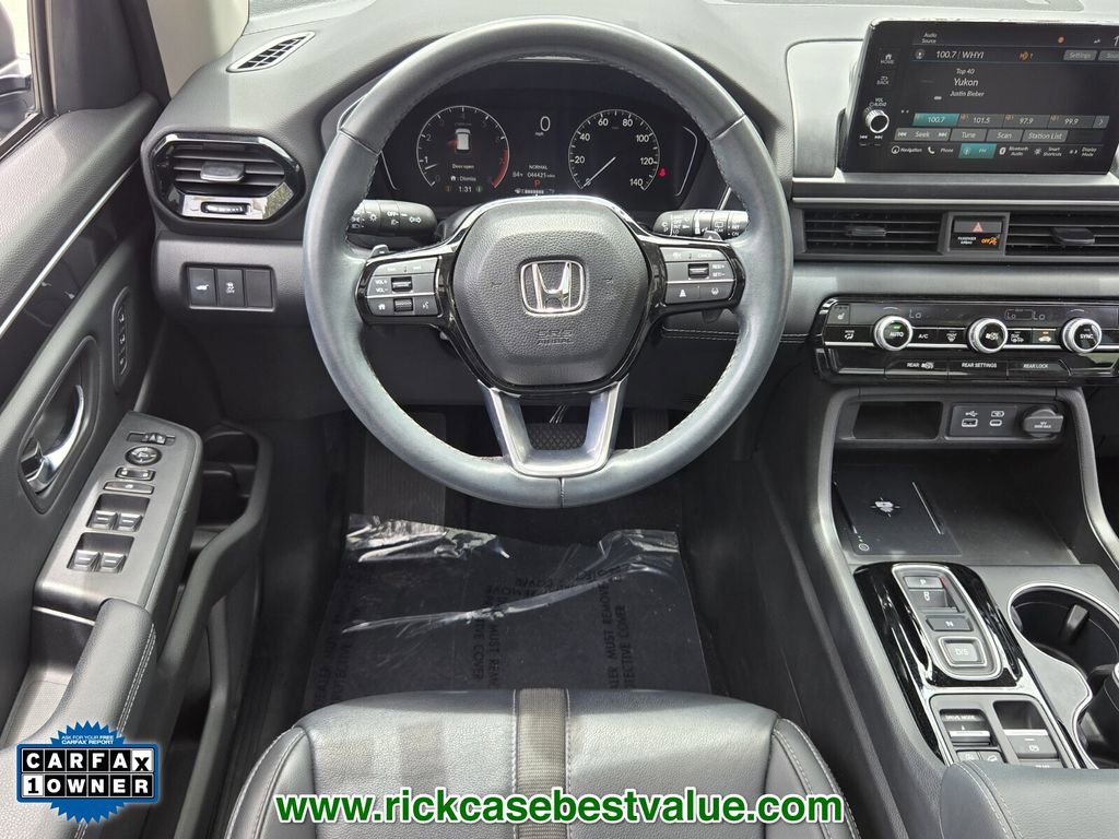 Used 2023 Honda Pilot Touring image 14