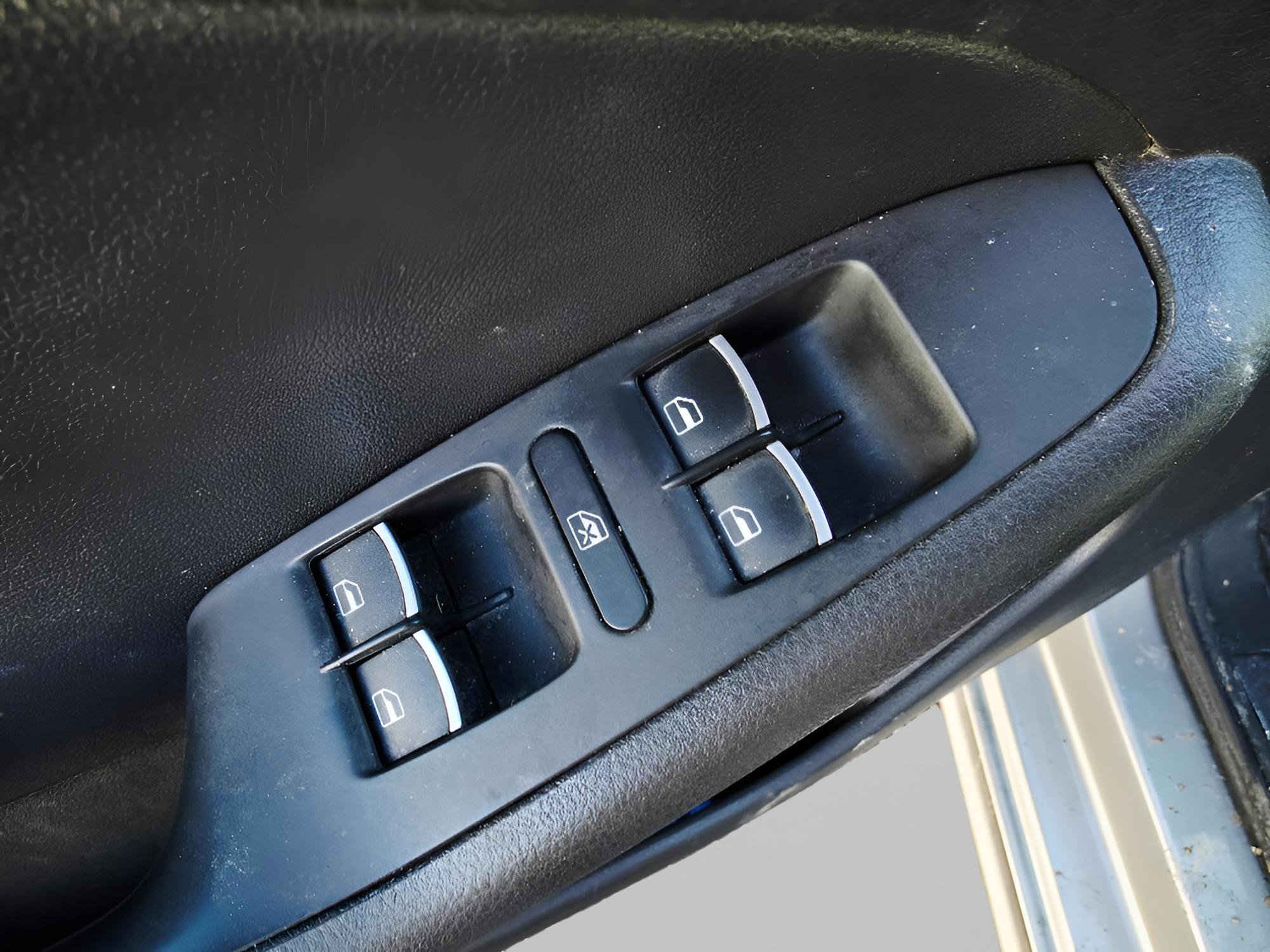 Used 2016 Volkswagen Jetta SEL w/ Lighting Package FWD image 16