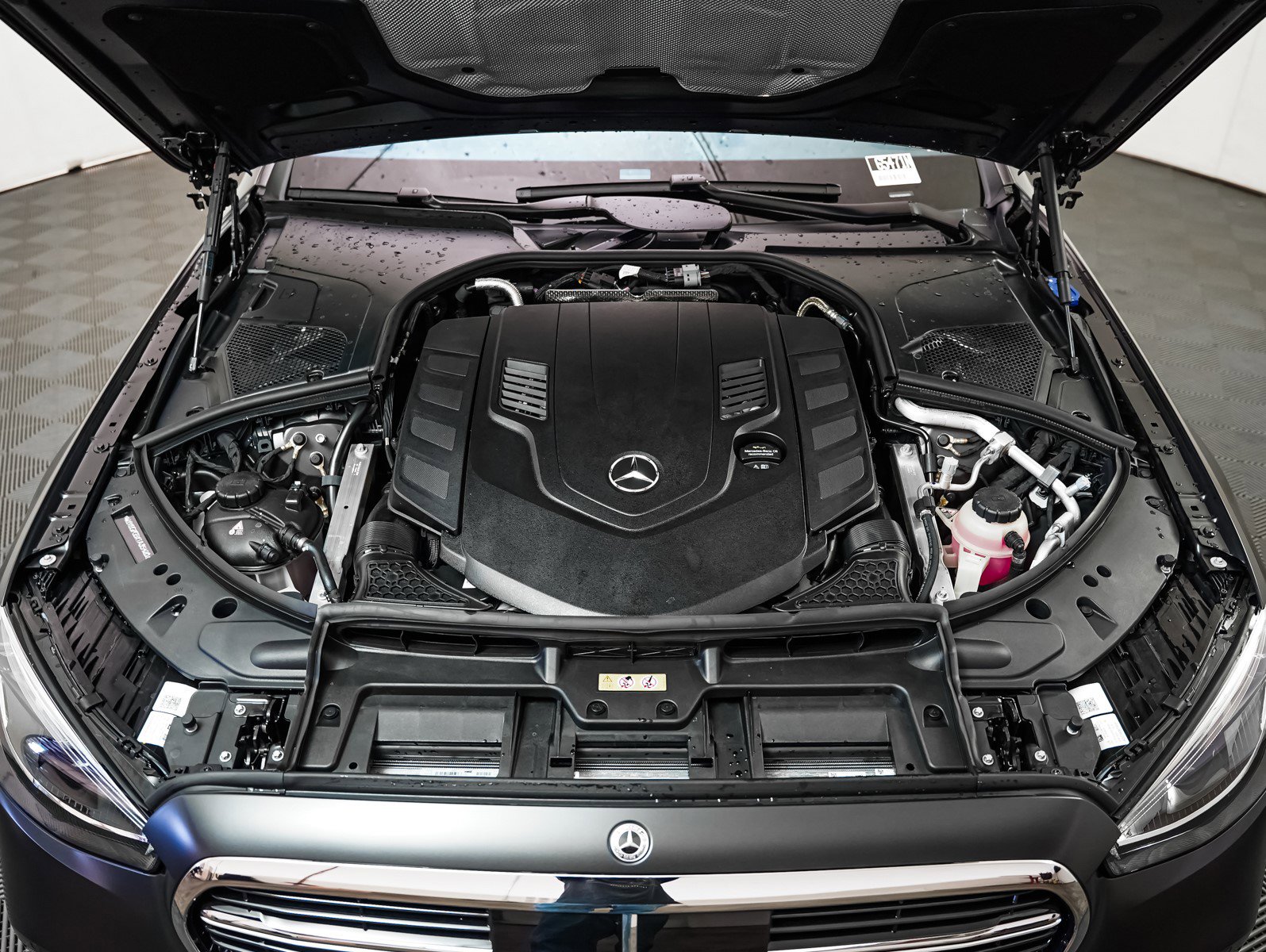 New 2026 Mercedes-Benz S 580 4MATIC Sedan image 4