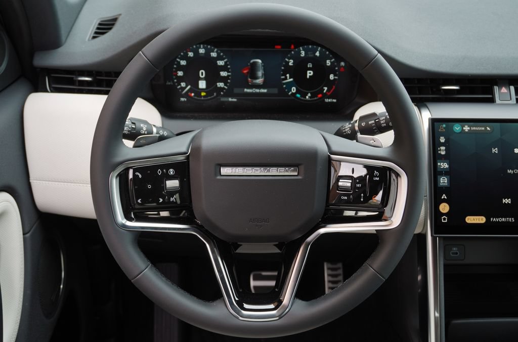 New 2026 Land Rover Discovery Sport Landmark AWD/4WD image 15