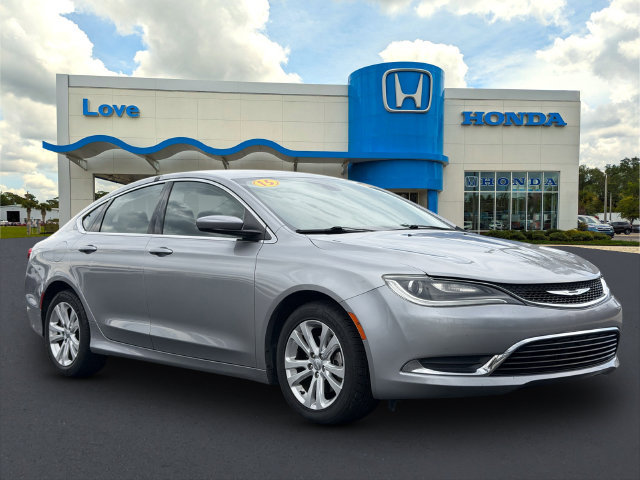 Used 2015 Chrysler 200 Limited w/ Convenience Group