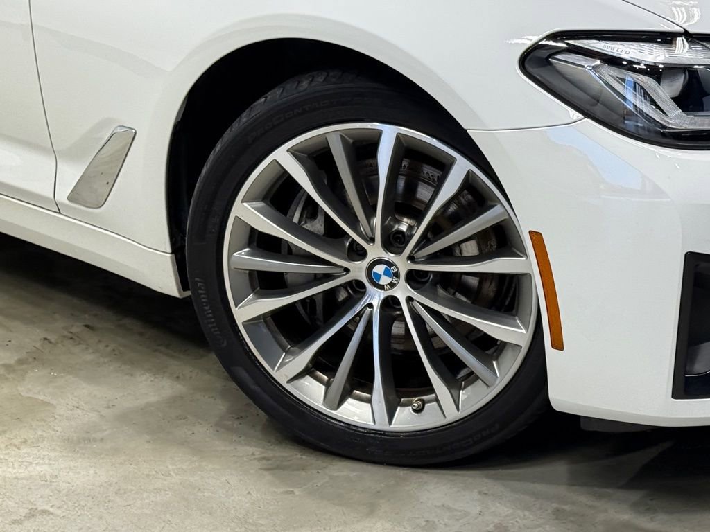 Certified 2022 BMW 540i xDrive w/ Convenience Package image 10
