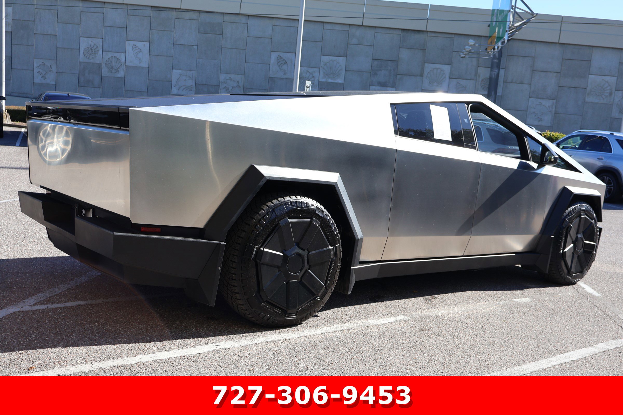 Used 2024 Tesla Cybertruck Cyberbeast image 9