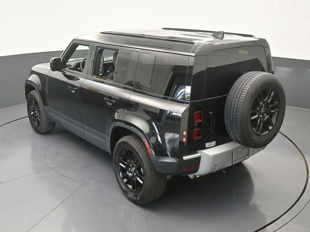 Used 2025 Land Rover Defender 110 S AWD/4WD image 55