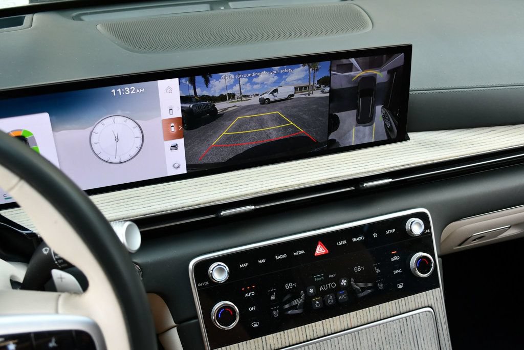 Used 2025 Genesis GV80 3.5T Prestige AWD/4WD image 68