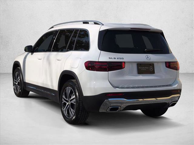 New 2026 Mercedes-Benz GLB 250 image 9