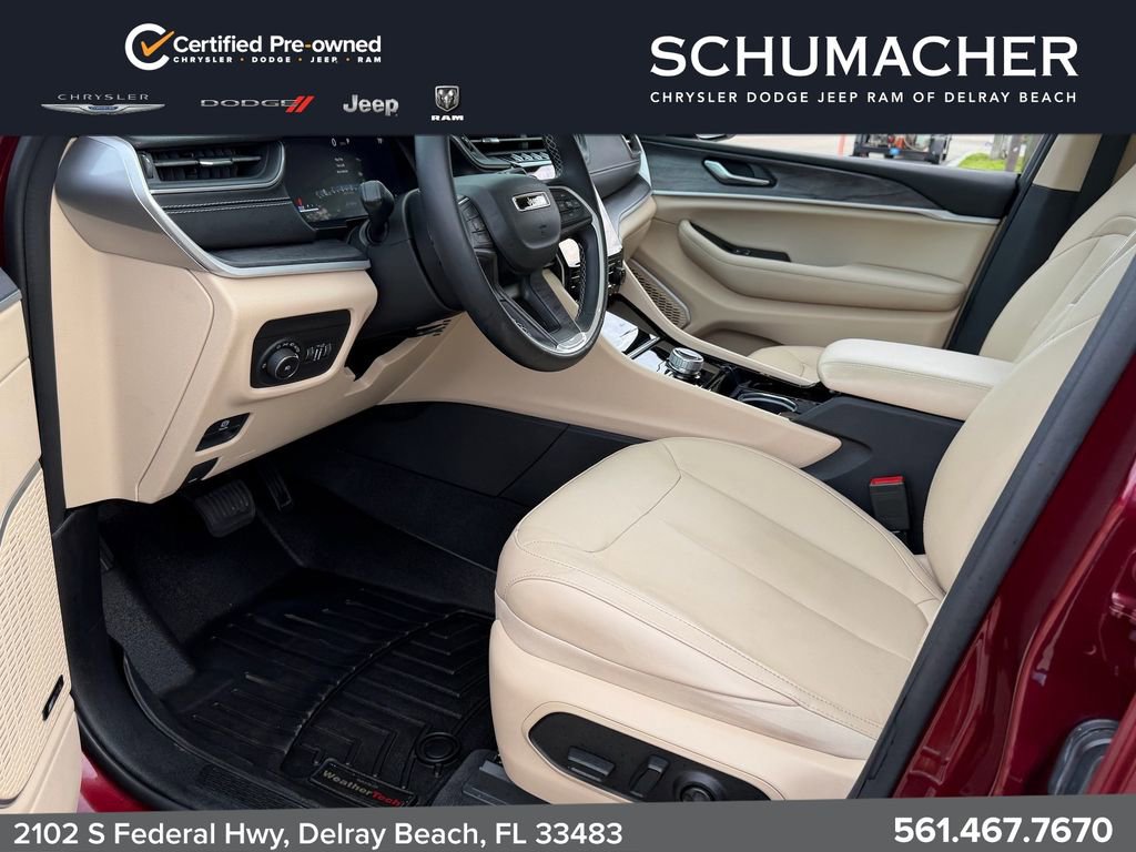 Used 2022 Jeep Grand Cherokee L Limited AWD/4WD image 12