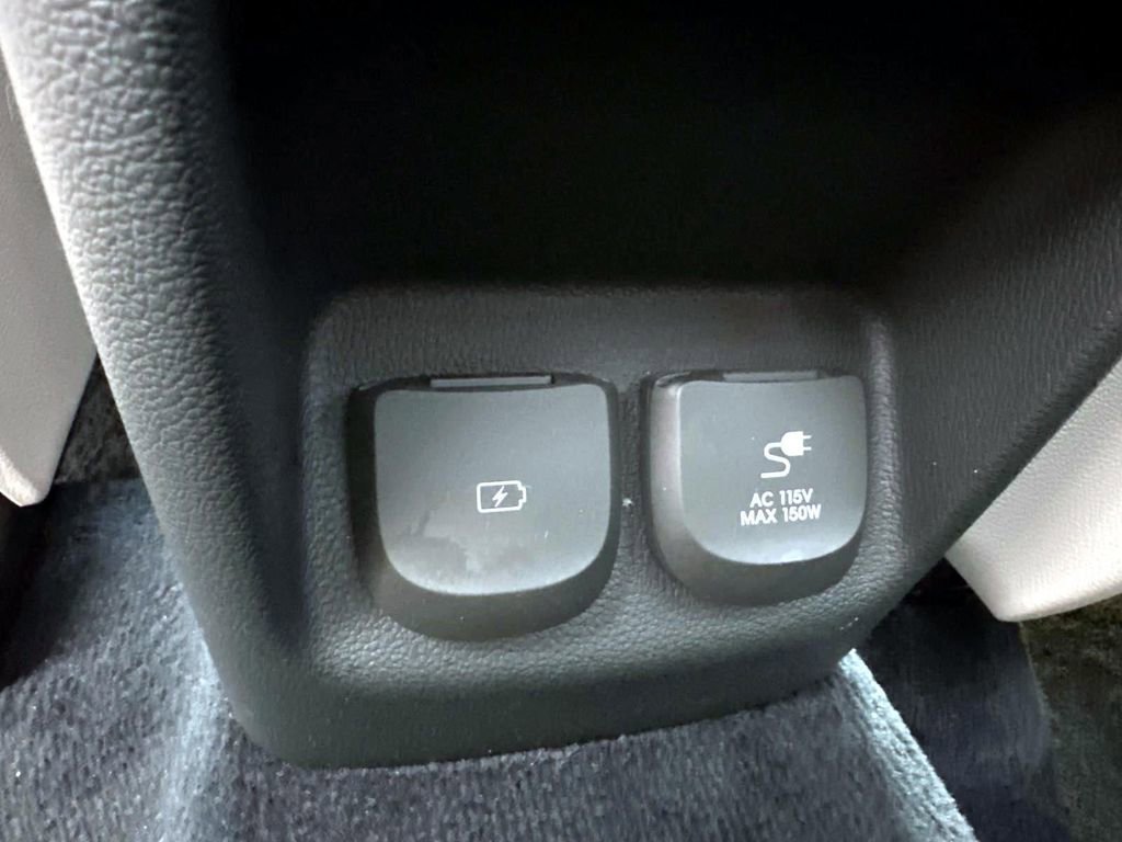 Used 2025 Genesis GV80 3.5T Prestige image 35