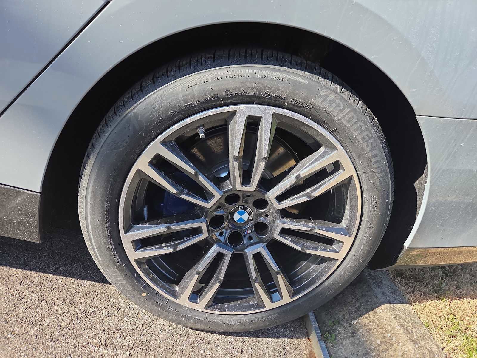 New 2026 BMW 530i xDrive w/ M Sport Package image 8