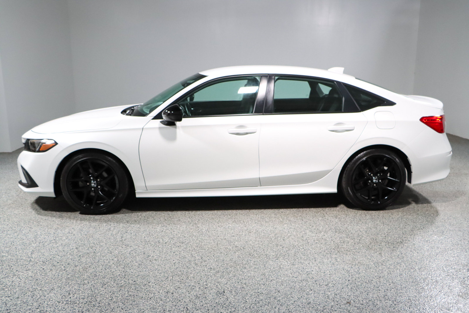 Used 2024 Honda Civic Sport image 10