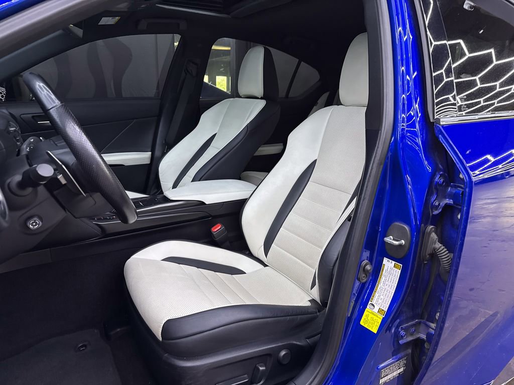 Used 2023 Lexus IS 500 RWD image 14
