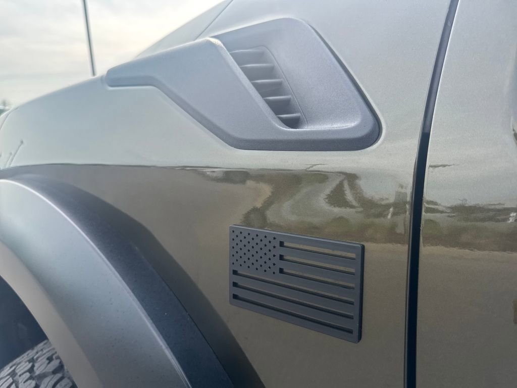 Used 2025 Ford F150 Raptor AWD/4WD image 33