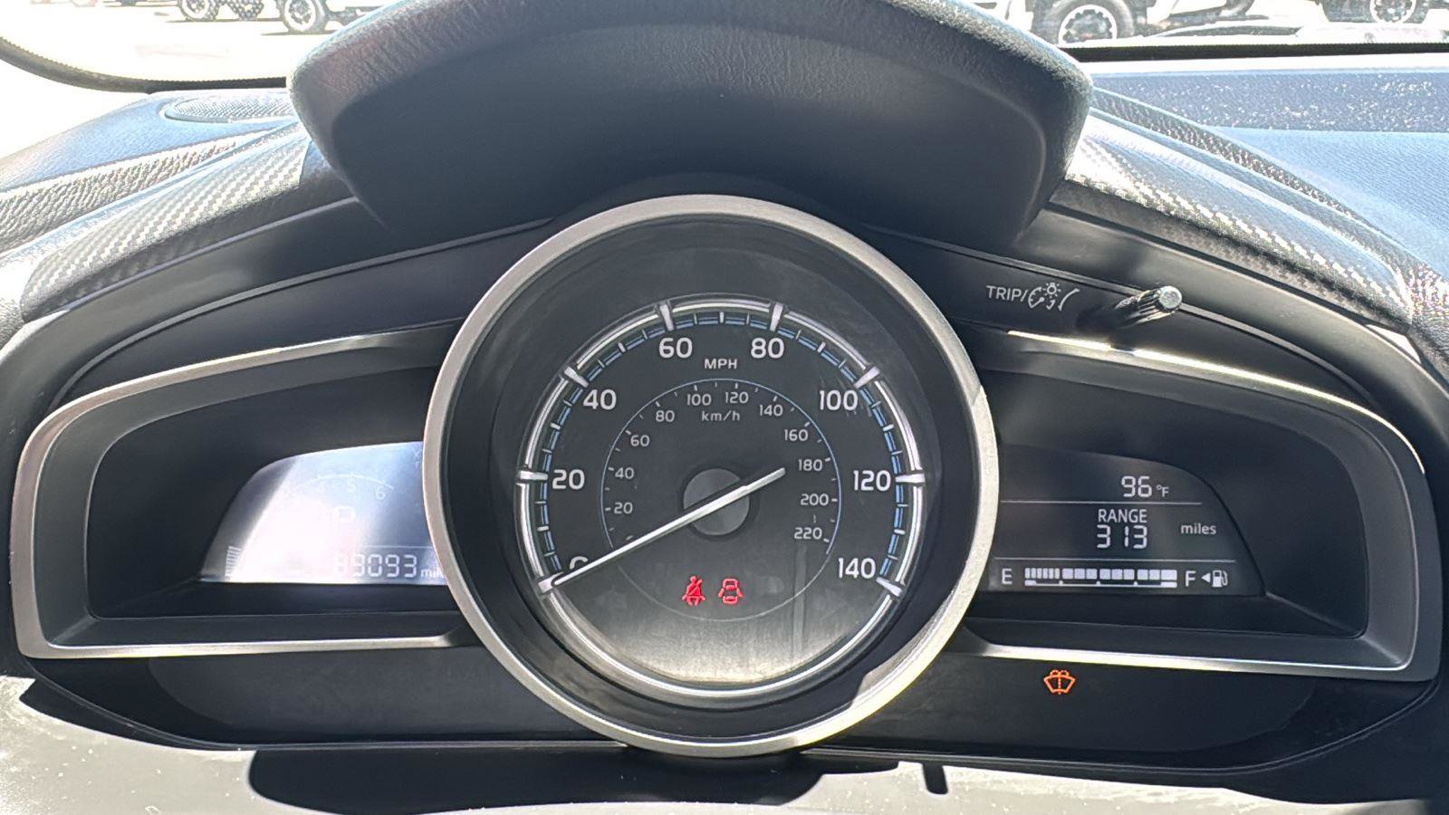 Used 2019 Toyota Yaris LE FWD image 14