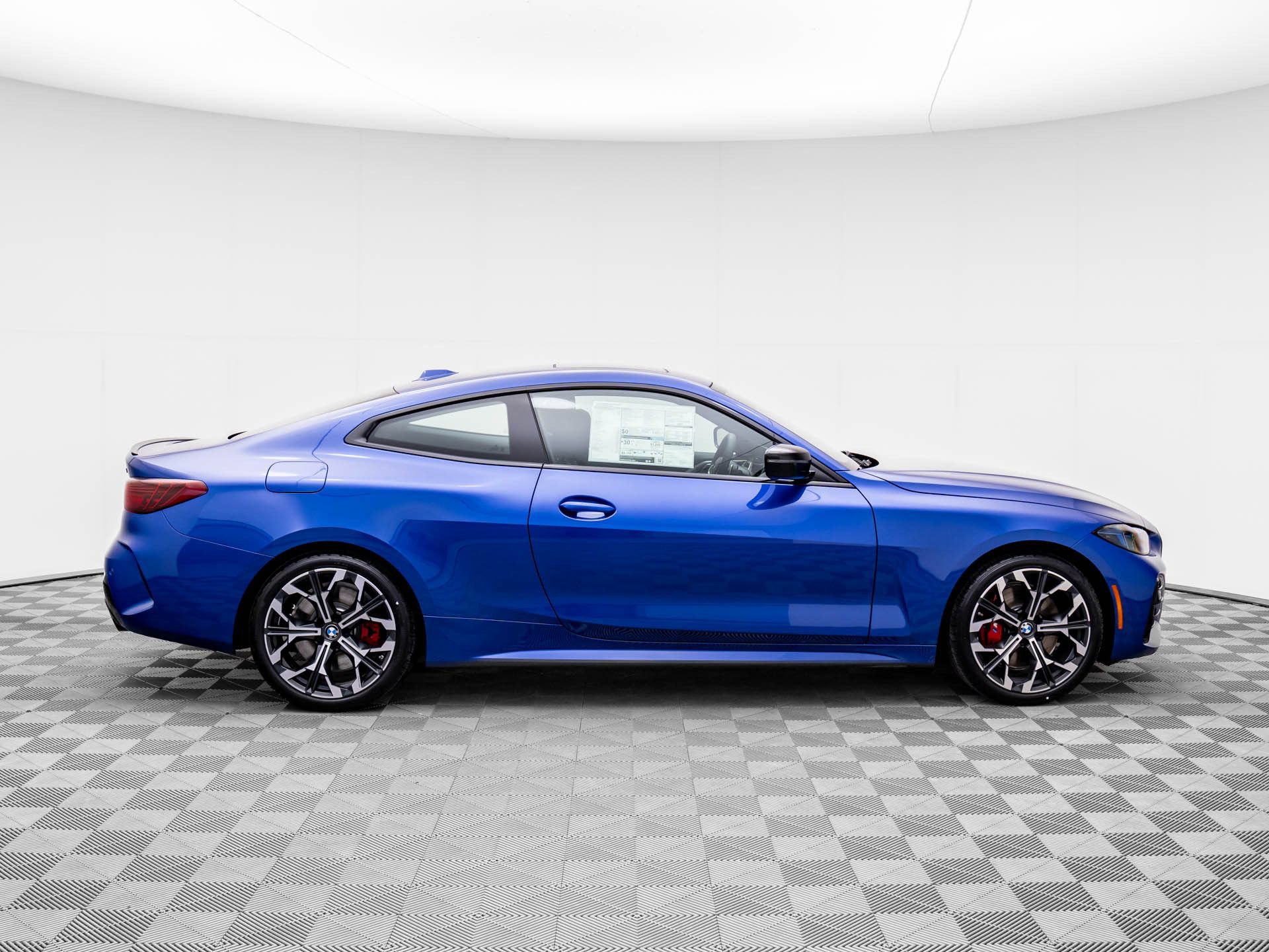 Used 2025 BMW 430i xDrive Coupe w/ M Sport Package AWD/4WD image 7