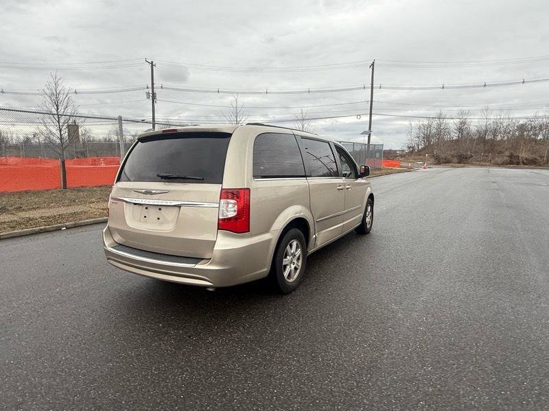 Used 2012 Chrysler Town & Country Touring w/ Entertainment Group #1 image 8