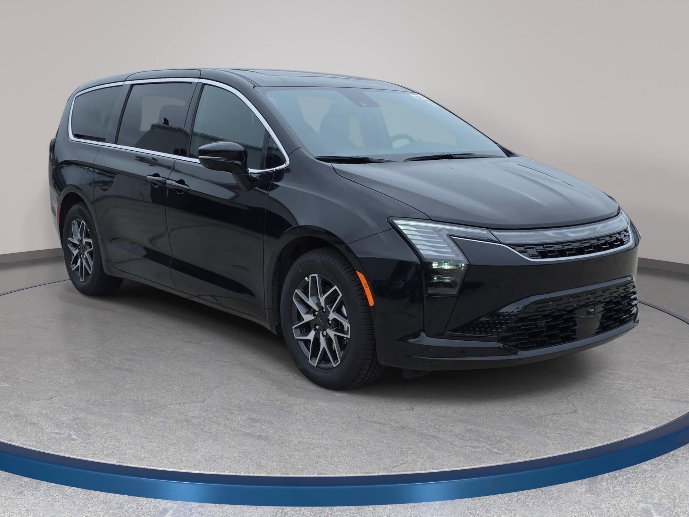 New 2027 Chrysler Pacifica Limited FWD image 4