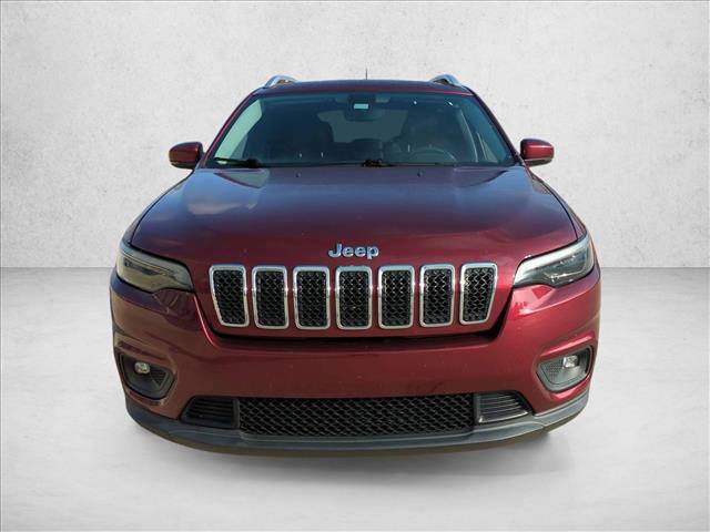 Used 2019 Jeep Cherokee Latitude Plus w/ Comfort/Convenience Group FWD image 2