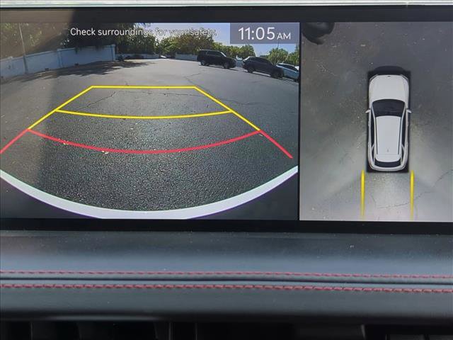 Used 2023 Genesis GV70 2.5T w/ Sport Prestige Package image 11