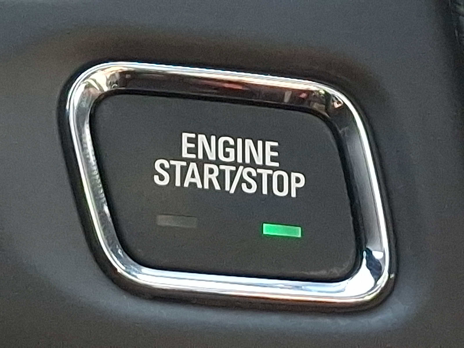 Used 2023 GMC Acadia AT4 w/ Technology Package image 24