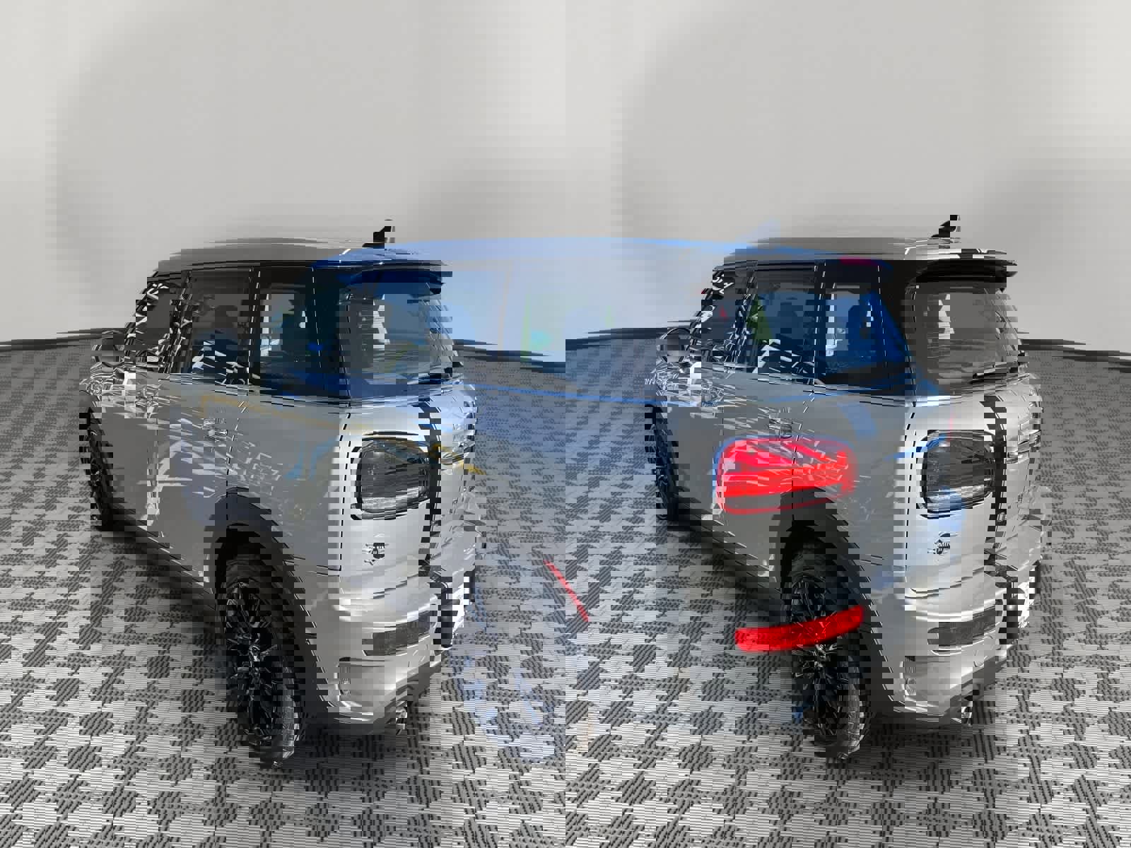 Certified 2024 MINI Cooper Clubman S image 5