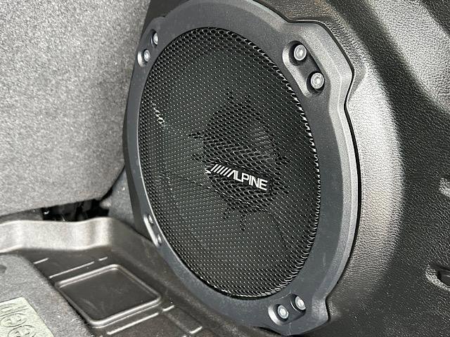 Used 2022 Jeep Wrangler Unlimited Sahara w/ Cold Weather Group image 11