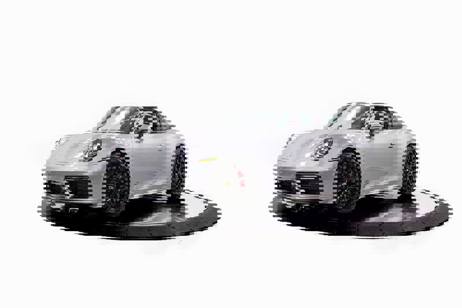 Used 2024 Porsche 911 Targa 4 GTS image 1