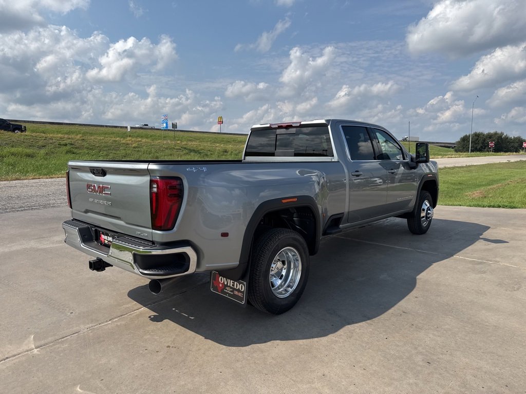 New 2026 GMC Sierra 3500 SLE w/ SLE Value Package image 5